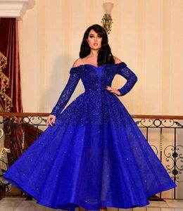 Sparkly Royal Blue Prom Dresses Cekiny Off Ramię Z Długim Rękawem Illusion Suknie Wieczorowe Formalna Party Dress Vestidos de Novia