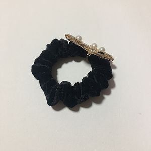 4.5x3cm 합금 진주 모조 다이아몬드 C 스타일 헤드 로프 고무 밴드가 좋아하는 Barrettes 쥬얼리 머리 장식 VIP 선물