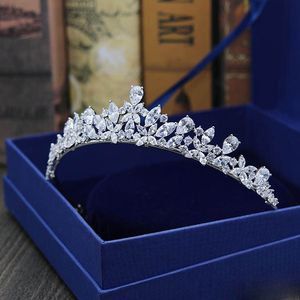 Diademi nuziali Corone con zirconi Gioielli da sposa Ragazze Sera Prom Party Spettacolo Spettacolo Accessori per diademi nuziali in cristallo