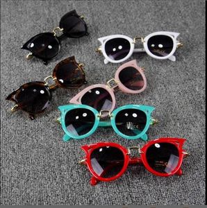 Kids Sunglasses Cat Eye Kids Sun Glasses UV Protection Girls Eyeglasses Children Beach Eyewear Infant Outdoor Travel Sports Sunglass LSK508