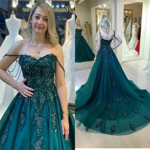 Green Luxury Mermaid Evening Dresses Sexy Spaghetti Strap Appliqued Lace Sequins Prom Dress Ruched Sweep Train Pageant Gown Custom Made