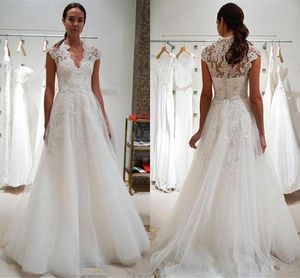 Champagne Wedding Dresses A Line Short Sleeves Bridal Gowns Wedding Gowns Country Style Lace Appliques V Neck Custom