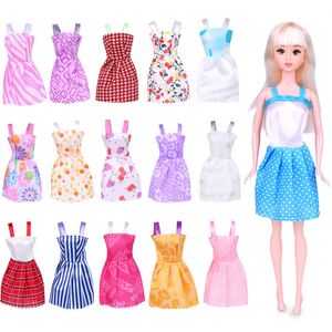 29 cm 11 tum docka mode kort kjol prinsessan klänning, tjej leksak dolltillbehör, 16 stilkläder, fest julkid födelsedagspresenter, 2-1
