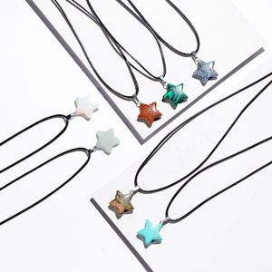 Qimoshi Natural Healing Crystal Stone Star Pendant Halsband Reiki Solar Quartz Pendants Smycken för Kvinnor Herr 18Inch Läder