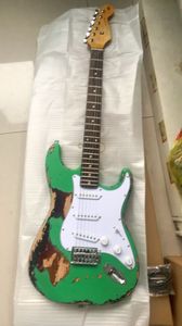 Free shipping! Wholesale antique old green ST electric guitar, as a gift to send friends. Professional guitar. 0516
