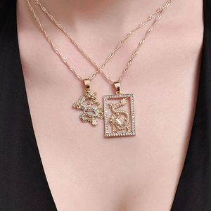 ALYXUY 2 stücke set Mode Drachen Kristall Anhänger Halskette Gold Farbe Elegante Persönlichkeit Schmuck Glück Symbol Frauen Mädchen Gift236t