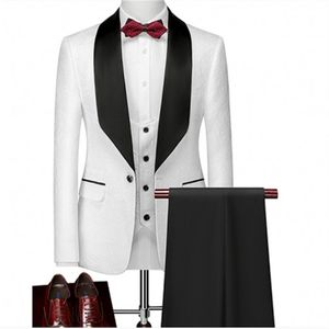 Высокое качество Groom Tuxedos шаль лацкане Мужские костюмы Белый Groomsmen Свадебные / выпускной вечер / ужин Шафер Blazer (куртка + брюки + жилет + Tie) M1498