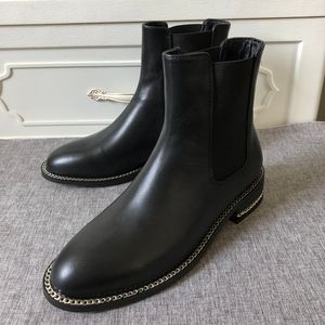 Outono-Inverno botas novas de correspondência simples Martin botas todas as mulheres jogo robusto calcanhar botas