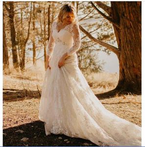 Plus Size Lace Country Wedding Dresses 2021 New Court Train Beaded V-Neck 3 4 Long Seeve A-Line Bridal Gowns Vestido De Novia W202