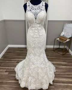 Fit N Flare Koronki Suknia Ślubna 2020 Mermaid / Trąbka Sądzie Bez Rękawów Train Robe de Mariage Zakryty Guziki Suknie Ślubne Design Custom Made