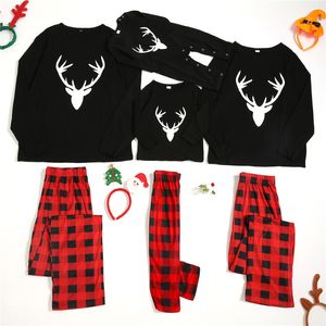 2020 New Family Parent-child Clothes European And American Round Neck Christmas Check Deer Head Printed Long Sleeve Pajamas Set