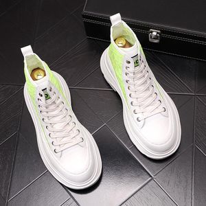 Graffiti Men White New Casual Fashion Printed Loafers Toe Runway Shoes High Top Lace Up Mens Sneakers D140 1638 s