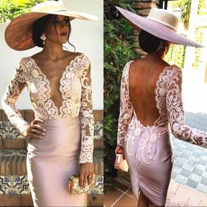 Short Mother of the Bride Dresses deep v neck Knee Length Lace Long Sleeves Backless Women Fomal Occasion Wedding Cocktail Party Gowns