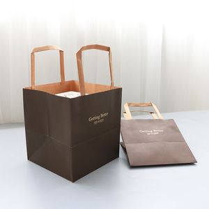 High quality customizable Christmas gift shopping paper kraft bag with logo.in stock