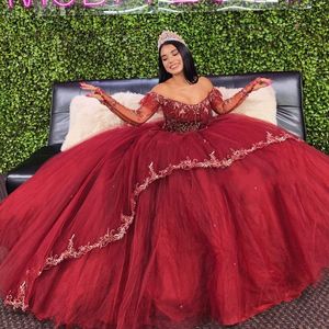 Illusione manica lunga Quinceanera Borgogna Tulle a file della principessa sfera abito ricamato Lace-up Sweet 16 nuovo vestito da sera 2021