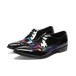 Neue Spitzschuh Herren Mehrfarbige Graffiti Oxfords Schuhe Bankett Party Mann Formelle Schuhe Mode Männliche Kleidschuhe