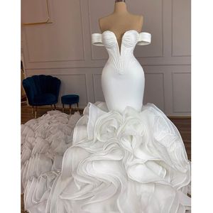 Kapalı Omuz Mermaid Gelinlik Mahkemesi Ruffles Tren Gelinlik Vestidos De Novia Boncuklu Gelin Elbiseler Artı Boyutu