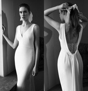 2021 Simple Satin Silk Mermaid Wedding Dresses Sexy V Neck Backless Bridal Gowns Plus Size Sweep Train Wedding Dress