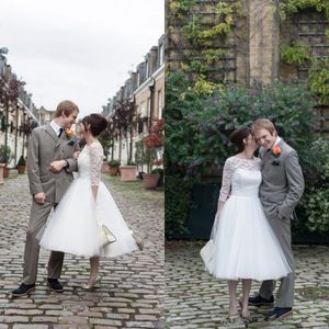 Vestidos do casamento do comprimento do chá do vintage uma linha vestido de noiva 2021 ilusão Jóia pescoço pura 3/4 lace mangas compridas puffy tulle saia jardim curto vestidos nupciais simples