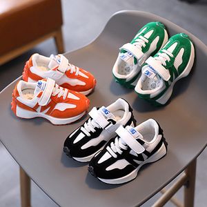 Erkek Moda Spor Stil Ayakkabı Çocuk İlkbahar Sonbahar Patlama Rahat Koşu Giyim 2020 Yeni Geliş Çocuk Unisex Nefes Ayakkabı