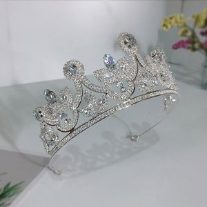 Partihandel Luxury Royal Princess Diadem Crystal Wedding Tiaras och Crowns Headband Hair Bands för Bride Noiva Photo Props Smycken