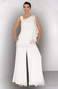 Modest 2020 Mother Of The Bride Groom Pant Suit Ruched Crystal Plus Size White Chiffon Elegant Women Formal Wedding Guest Dresses