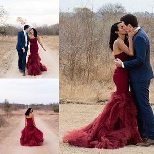 Burgundia Tulle Wzburzyć Suknie ślubne Mermaid Style 2021 Bez ramiączek Open Back Country Sukienka Dla Nowożeńców Dla Kobiet Plus Size Sukienka ślubna