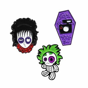 Fashionable creative Halloween series gothic purple eye witch green hair doll combination pin badge brooch