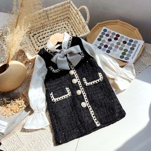 Fashion Girls Dress Classic Tweed Barnkläder Fall Vinter Långärmad Patchwork Fake 2pcs Princess Party Dress för 2-7t Baby