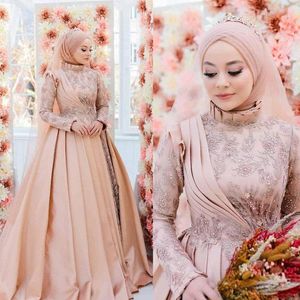 2020 Muzułmańskie suknie ślubne Koronkowe aplikacje Zroszony High Collar Ruched Linia Vestidos de Novia Luksusowe suknie ślubne z hidżabem