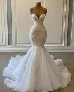 2020 Plus Storlek Arabiska Aso Ebi Lyxiga Lace Beaded Bröllopsklänningar Sweetheart Mermaid Bridal Dresses Vintage Tulle Bröllopsklänningar ZJ404