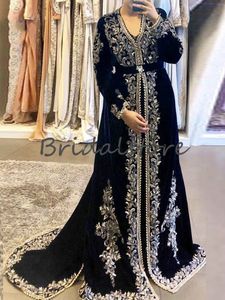 Sparkly Moroccan Evening Dresses With Appliques Elegant Long Sleeve Muslim Arabic Formal Special Occasion Prom Dresses 2020 Dubai 214P