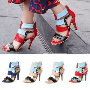 Vendita calda-2018 stilista di alta moda sandalo stiletto pitone modello patchwork tacchi multicolori abito da sera pompe estive