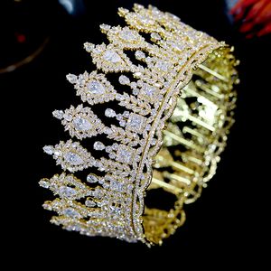Moda luksusowe akcesoria do włosów ślubnych panie ślubne i korony nagrody sceniczne okrągłe królowa korona retro męska korona 1988