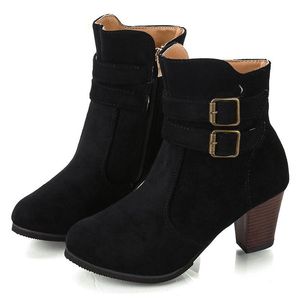 Outono-Inverno Botas Mulheres Sólidos Shoes Ladies European 2020 botas de camurça de couro Botas Com Thick Scrub Tamanho 35-43