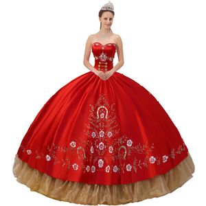 Equestrian Horsehoe Embroidery Mexican Charra Retro Quinceanera Dress Strapless Red With Gold Floor Length Latin American Girl Debutante Gala Gown