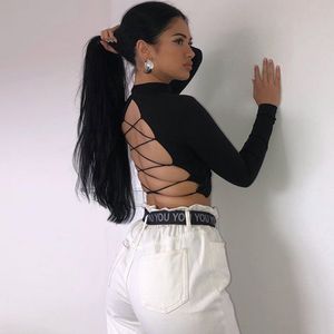 Kadın Uzun Kollu Backless Kırpılmış T Gömlek Siyah Beyaz Kesim -out Kırpma Üst Harajuku Streetwear Tops Bodycon Katı Pamuk Gömlek Tops
