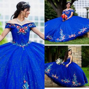 Royal Blue Mexcian Quinceanera Abiti Charro Floral Applique Off The Shoulder Lace-up Ball Gowns Prom Abito da laurea Vintage Tulle