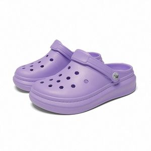 2020 sandali casual da donna estivi nuove pantofole da spiaggia appartamenti con foro traspirante Crocse scarpe da acqua maschili sandali da uomo