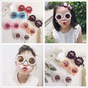 New Children's Sunglasses Wholesale Round Fashionable Sun Flower Girl Anti Ultraviolet Glasses Korean Personalized Kids Sunglasses