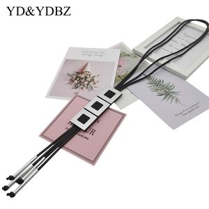 Chokers Długie Naszyjniki Kwadratowy Naszyjnik Tassel Wisiorek Biżuteria Giecielka Dla Dojrzałe Kobiety Boho Choker Punk Goth Style Ubrania Akcesoria Sztuka