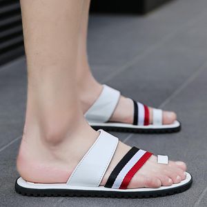 huaraches tofflor loafers lägenheter läder lyxiga glidor designer sandaler inomhus utomhus tofflor man glidande glidbanor strand flip flops