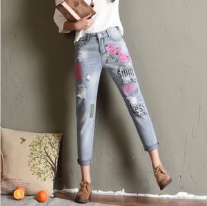 2020 Womens Jeans with Flowers Embroidery Boyfriend Ripped Jeans for Women Harajuku Printing Pantalon Femme Stretch Trousers