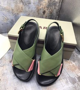 Kvinnliga sandaler boutique enkel lyxig tjock botten lammskinn gladiator läder sko sexig exponerad tå damer ihåliga avslappnade sandaler