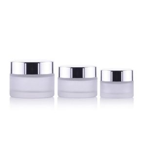 200 X Novo Design de vidro geada Marca Up Creme Jar Pot Containers com UV Brilhante Cap Prata Branco Pad 15g 30g 50g LX3157