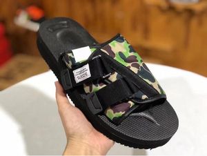 Heißer Verkauf-neu eingetroffener Top-Qualität Masterminds x SUICOKE CLOTX Summer Trip Fest Black Seide Sohle Sandal Slides Hausschuhe
