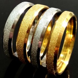 50pcs guld silverblandning sandyta 4mm kvalitet Komfort-Fit Mens Womens Glänsande Rostfritt Stål Matt Ring Bredd 4mm Partihandel Smycken Unisex