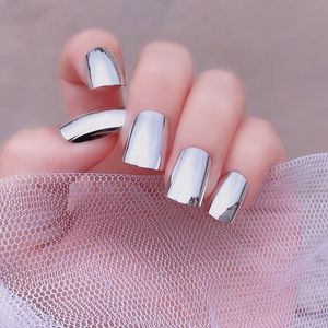 Dames Europese en Amerikaanse mode kunstmatige nagels korte design pers op spijkers met lijm meisjes punk metalen stijl false