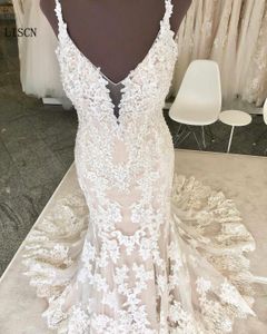 Spaghetti remsor Backless White Lace Deep V-Neck Bröllopsklänning Mermaid Princess Bridal Gowns Appliques Custom Vestido de Noiva