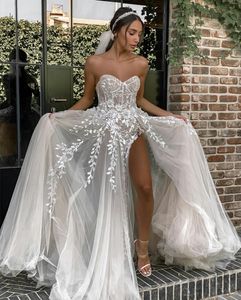 Sexy High Side Split 2021 Свадебные платья Милая Кружева аппликация бисером Bridal Outfit Летняя линия Свадебные платья